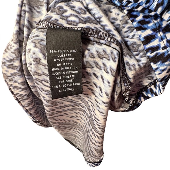 Ronni Nicole Shift Dress Sz 8 Navy And Blue - With small stain - Picture 4 of 7